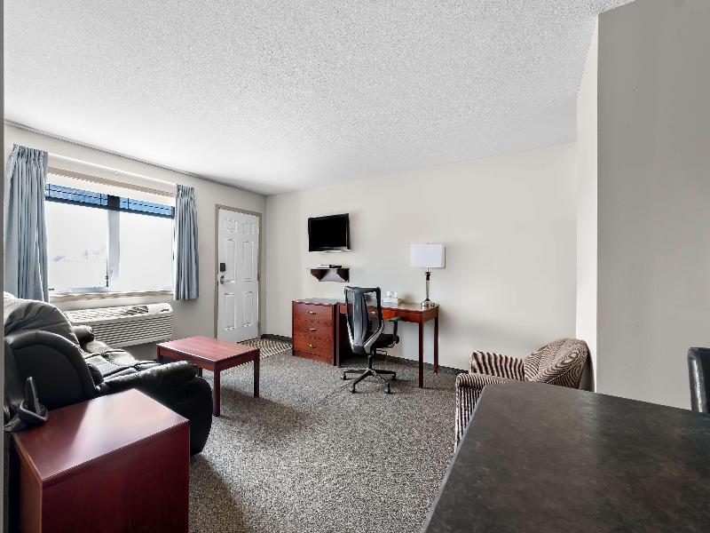 SureStay Plus Hotel by Best Western Hardisty image