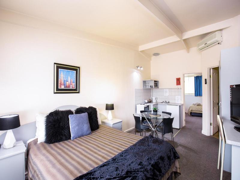 Mid City Motel - Mount Gambier image