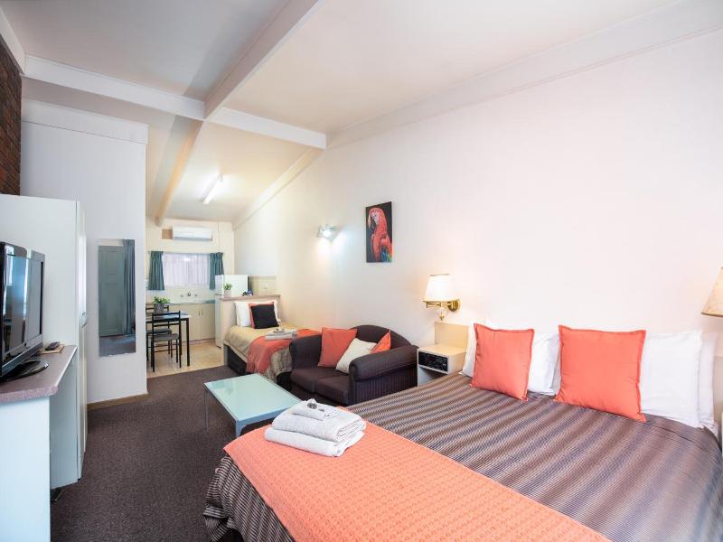 Mid City Motel - Mount Gambier image