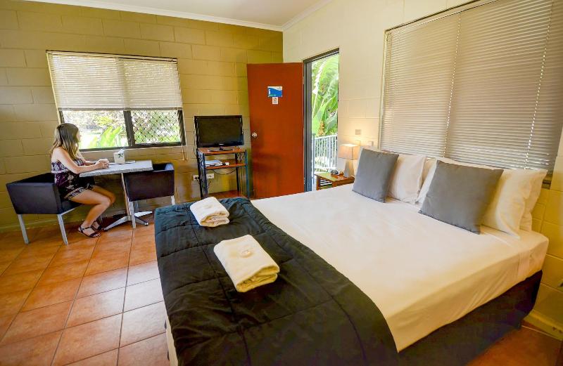 Hidden Valley Holiday Park image