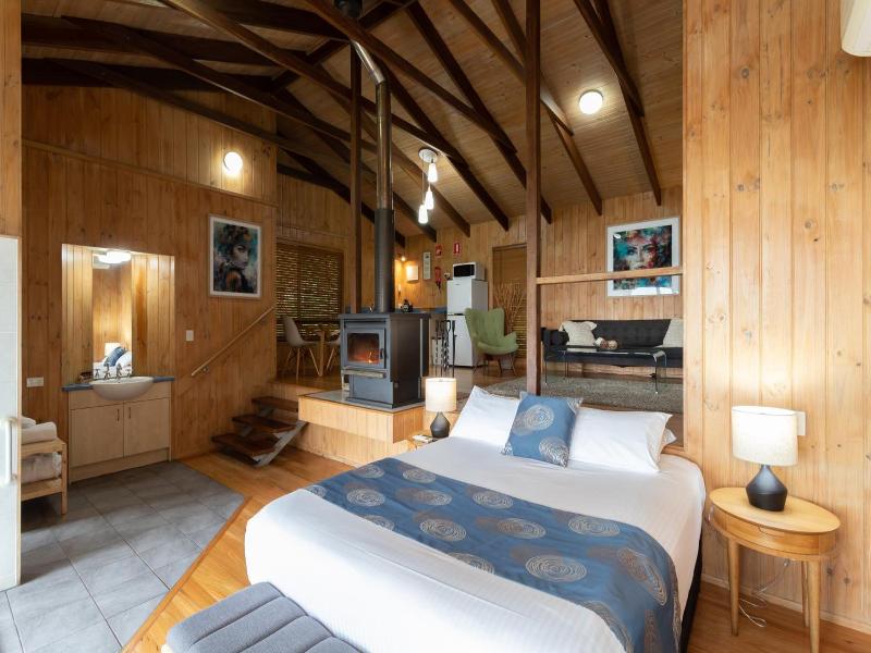 Treetops Seaview Montville image