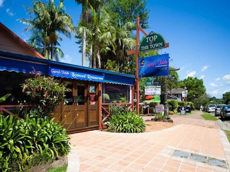 Treetops Seaview Montville image