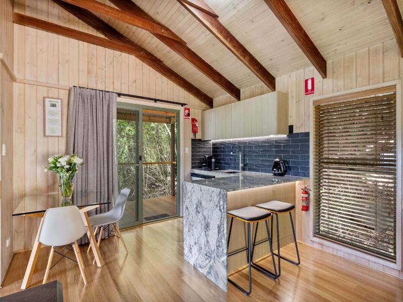 Treetops Seaview Montville image