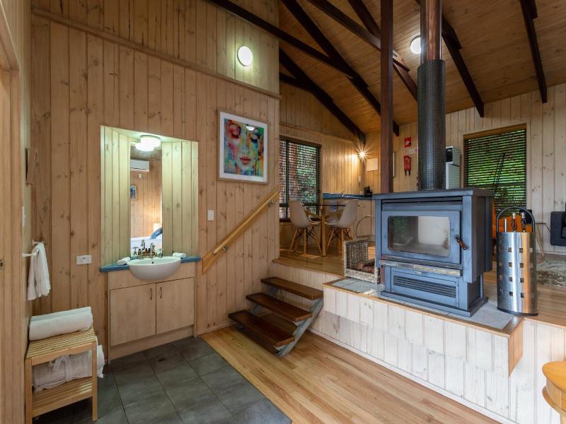 Treetops Seaview Montville image