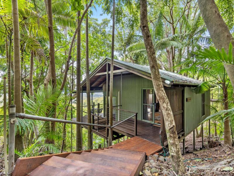 Treetops Seaview Montville image