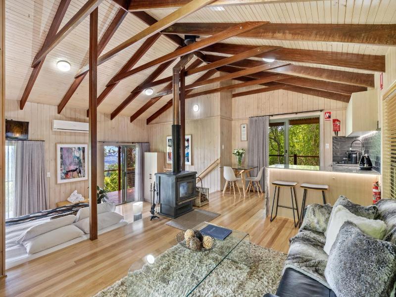 Treetops Seaview Montville image