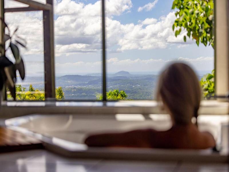 Treetops Seaview Montville image