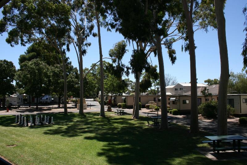 Levi Adelaide Holiday Park — exterior view
