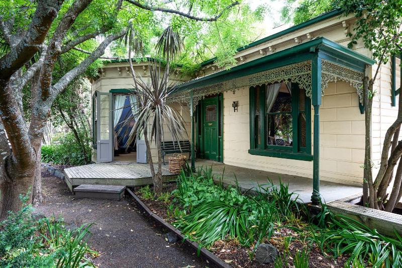 Glen Erin At Lancefield - Vineyard Retreat image