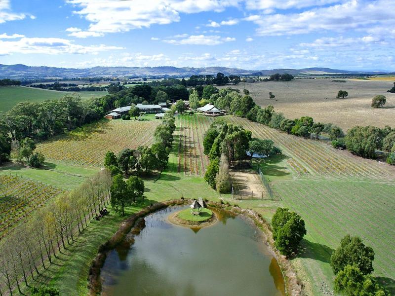 Glen Erin At Lancefield - Vineyard Retreat image