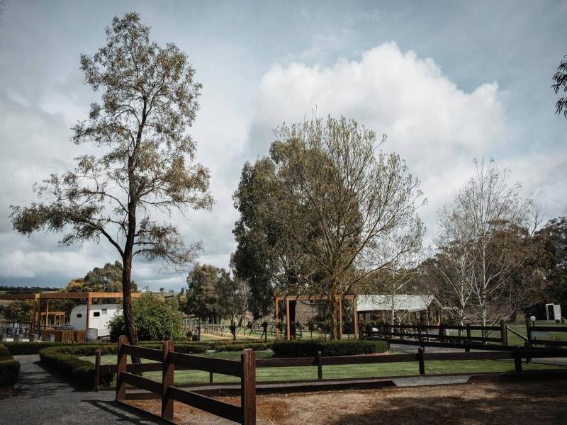 Glen Erin At Lancefield - Vineyard Retreat image
