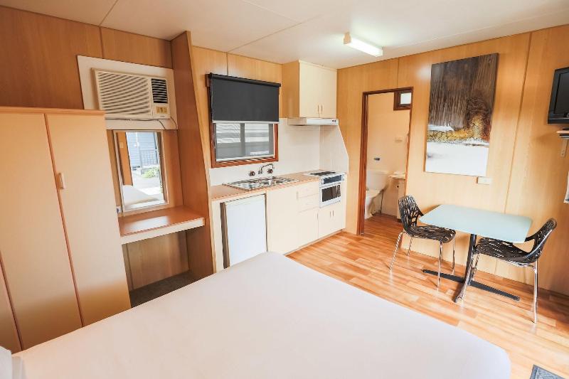 BIG4 Melbourne Holiday Park image