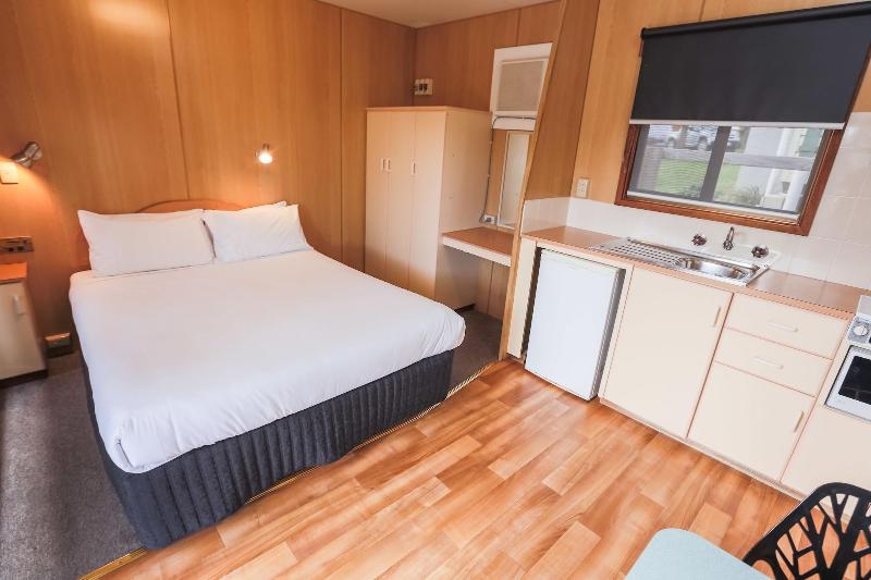 BIG4 Melbourne Holiday Park image
