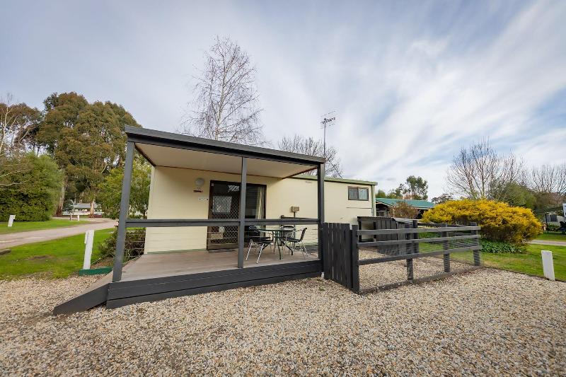 Breeze Holiday Parks - Eildon — restaurant