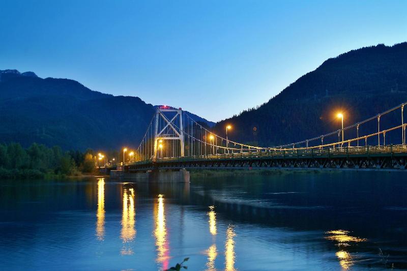 VRGE Revelstoke image