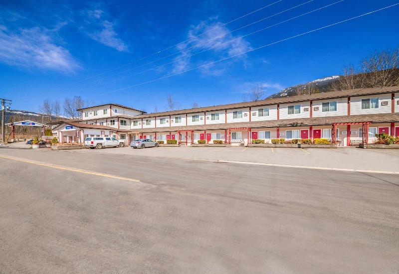 VRGE Revelstoke image