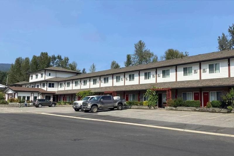 VRGE Revelstoke image