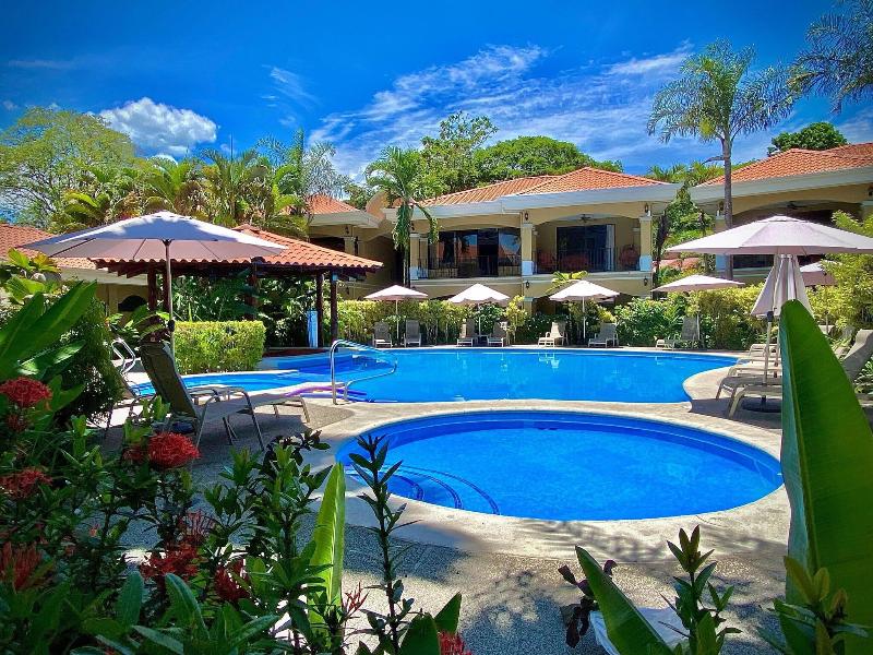 Bahia Pez Vela Resort image