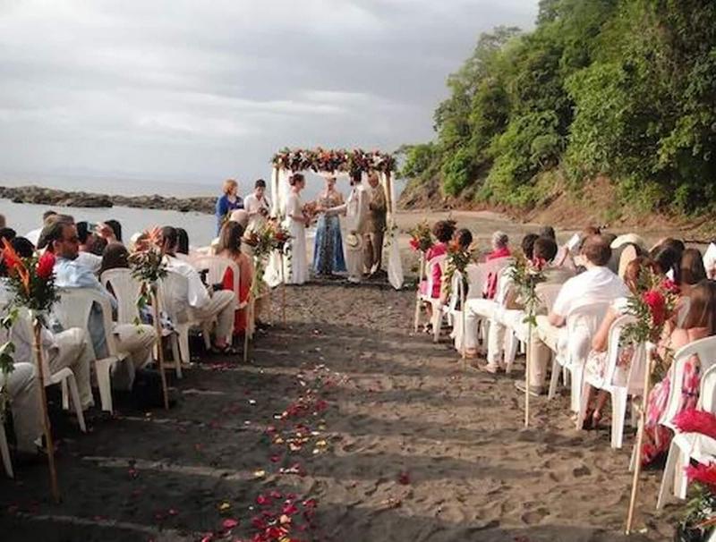 Bahia Pez Vela Resort image