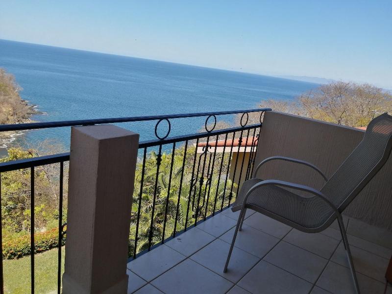 Bahia Pez Vela Resort image