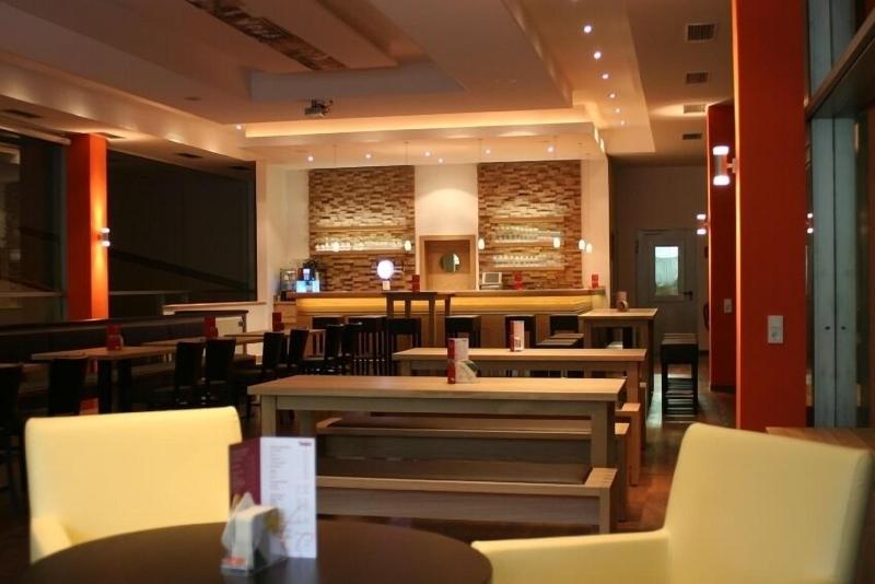 Tespo Sportpark & Hotel image
