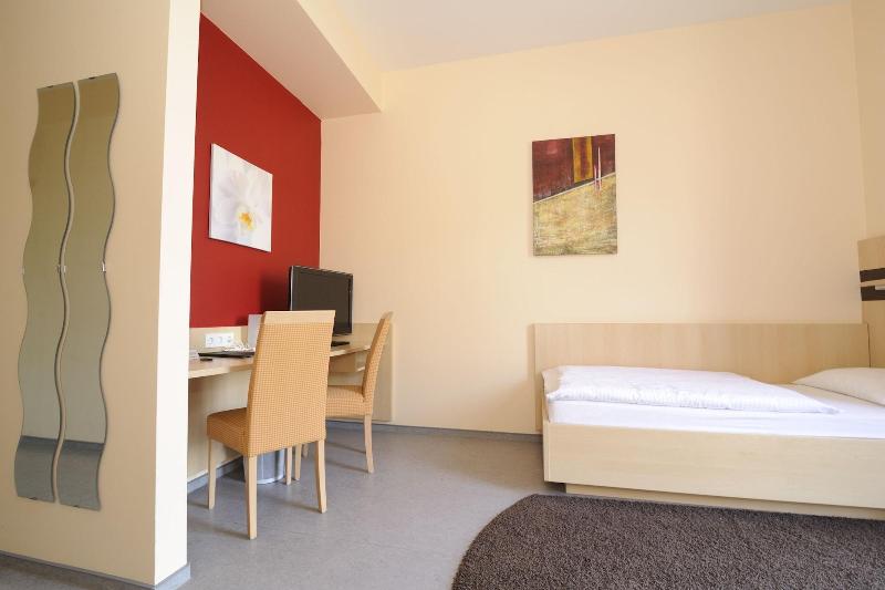 Sporthotel Borussia Duesseldorf image