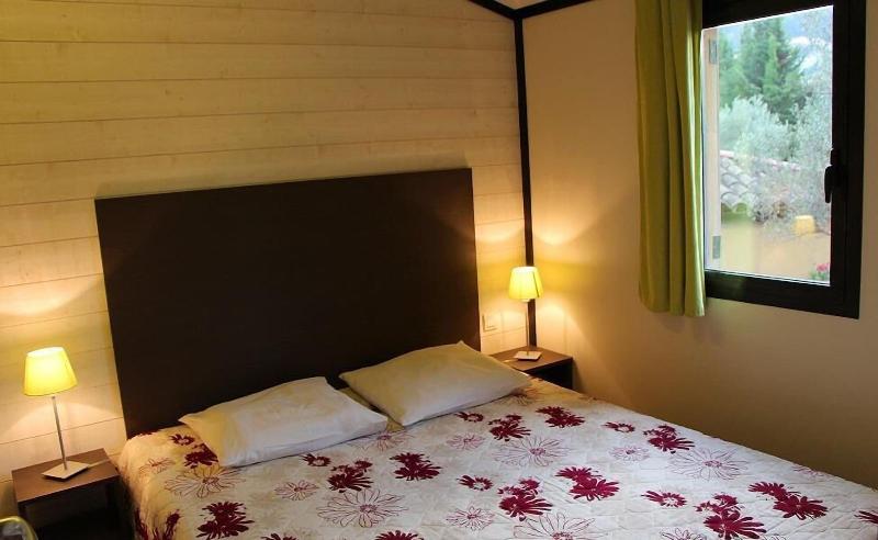 Lagrange Vacances Les Cottages Varois image
