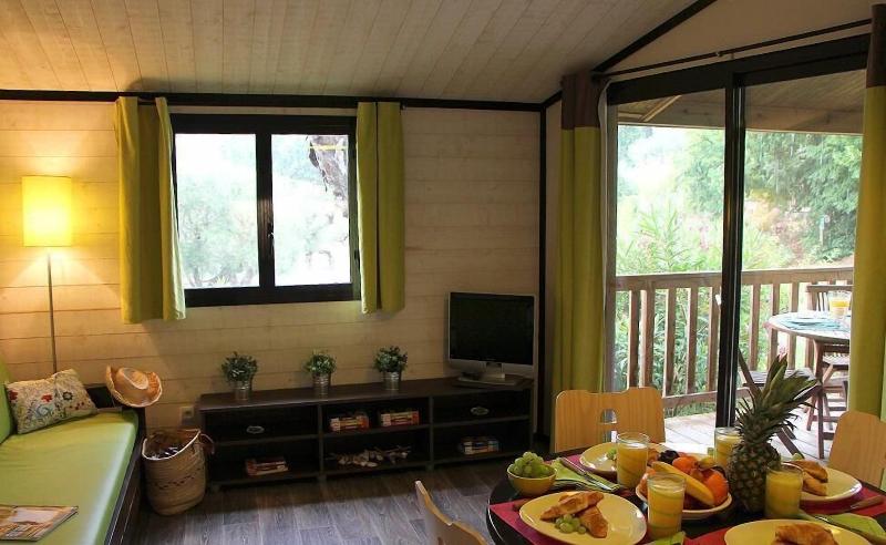 Lagrange Vacances Les Cottages Varois image