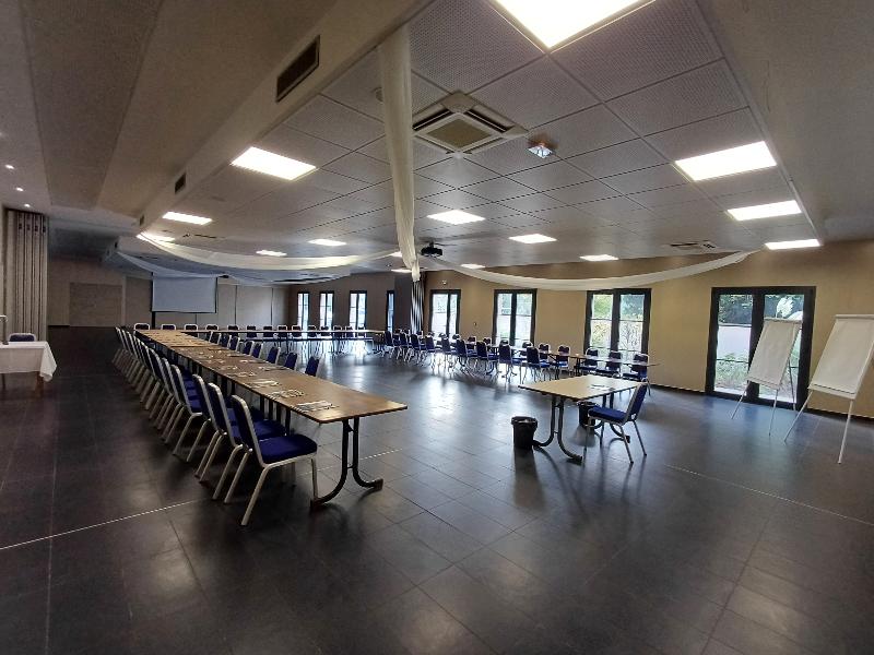 Hostellerie du Mont-Aime image