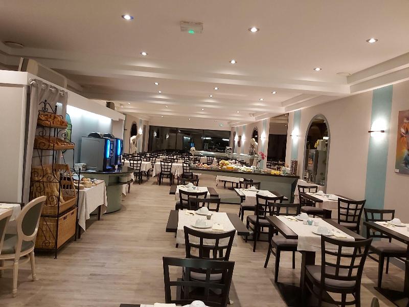 Hostellerie du Mont-Aime image