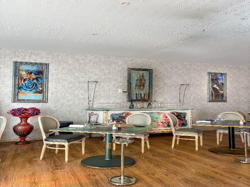 Hostellerie du Mont-Aime image