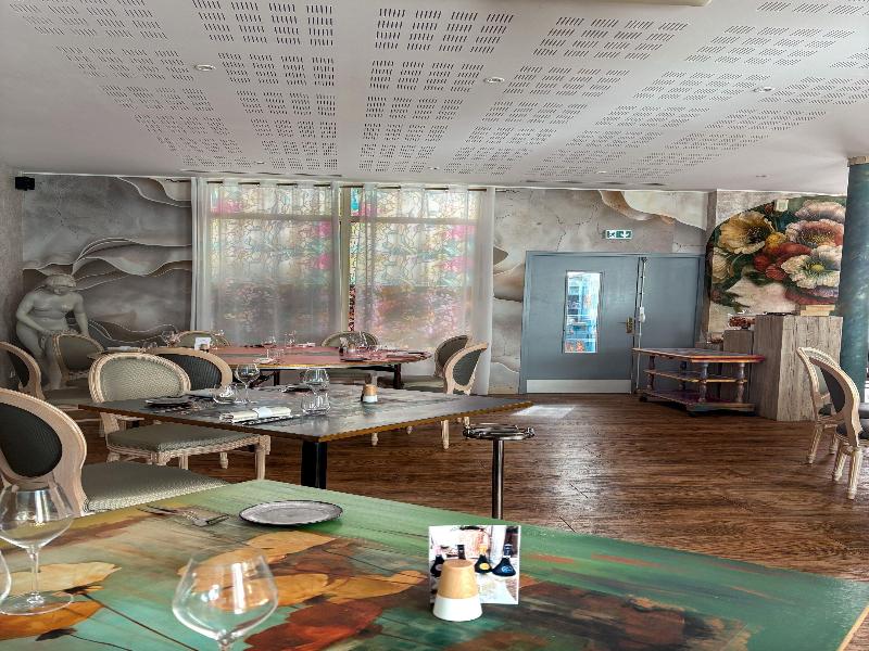 Hostellerie du Mont-Aime image