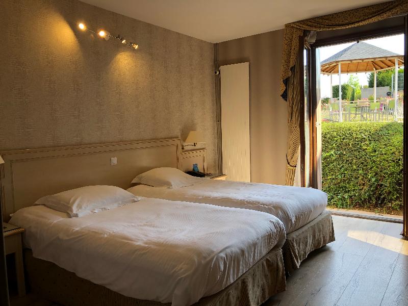 Hostellerie du Mont-Aime image