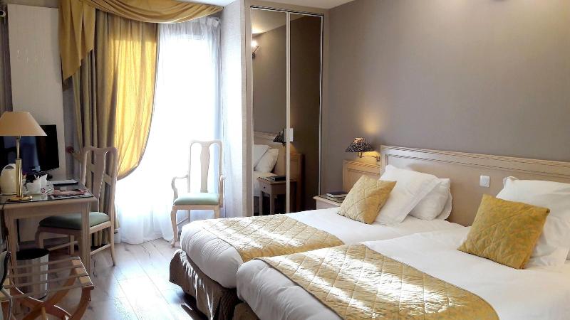 Hostellerie du Mont-Aime image