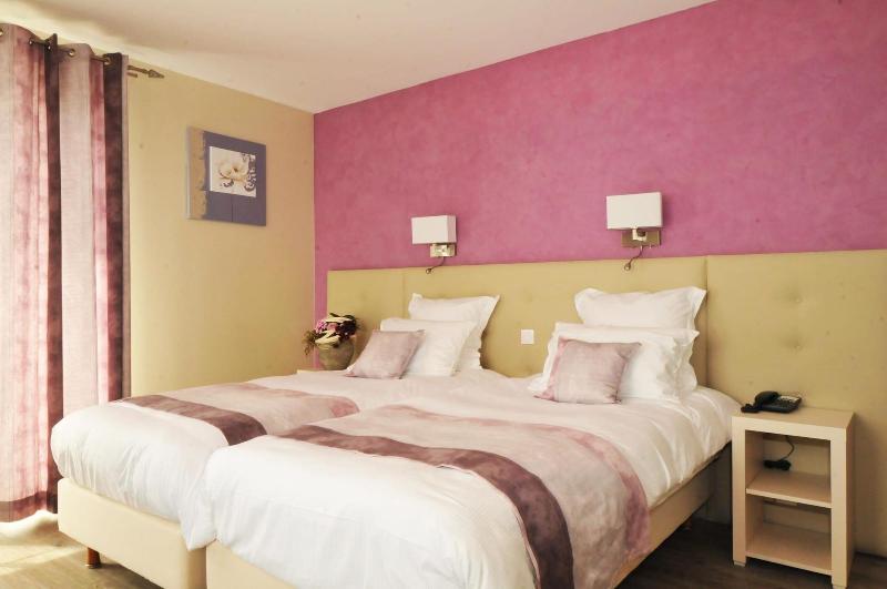 Hostellerie du Mont-Aime image