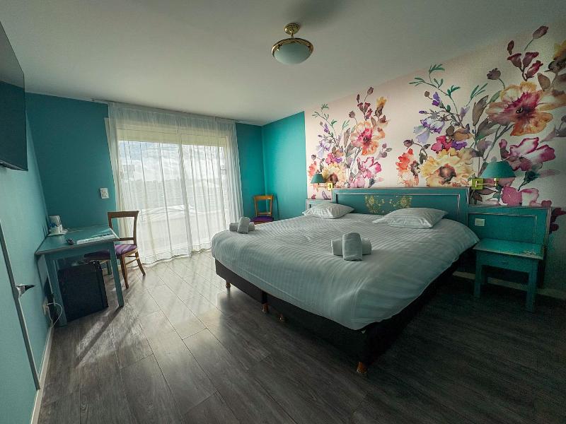 Hostellerie du Mont-Aime image