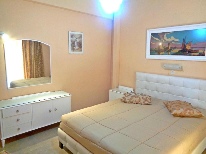 Villa Maria image