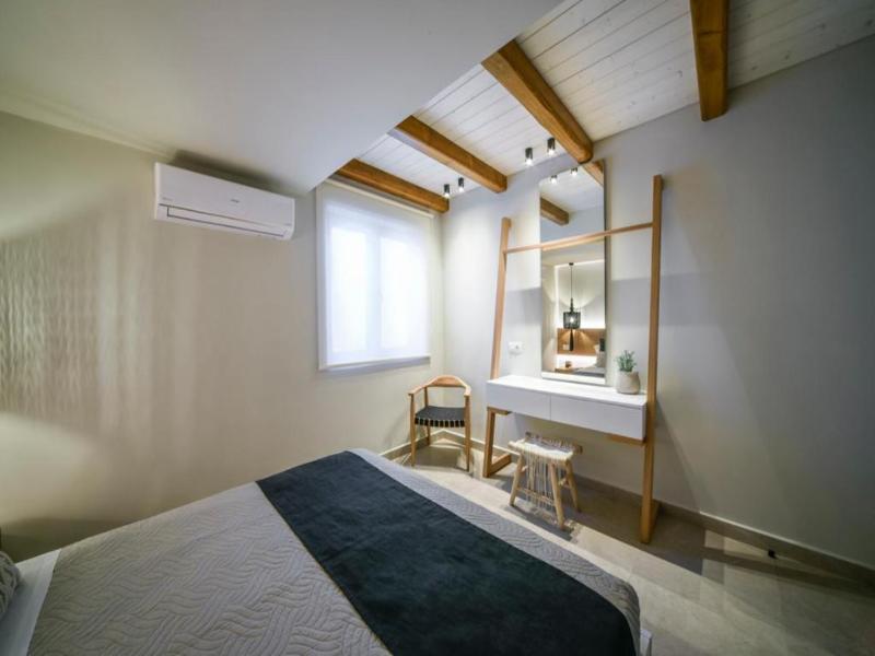 Lenikos Resort image