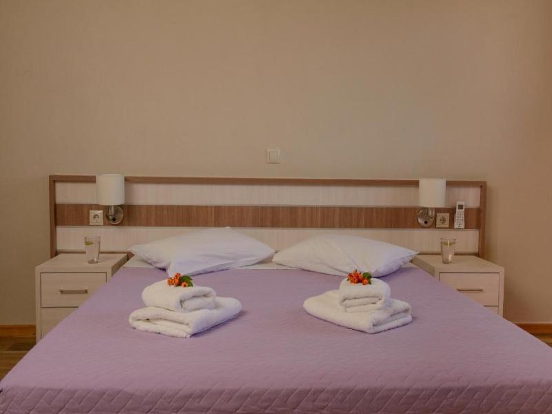 Lenikos Resort image