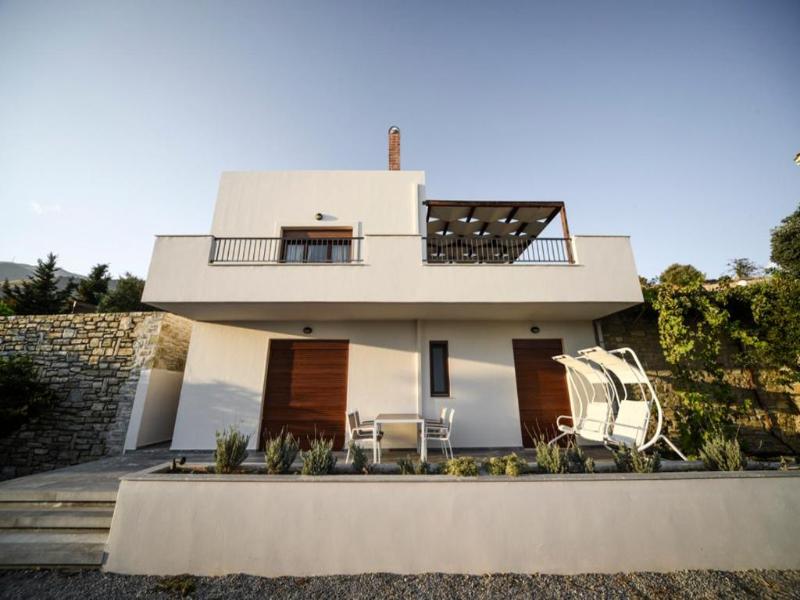 Lenikos Resort image