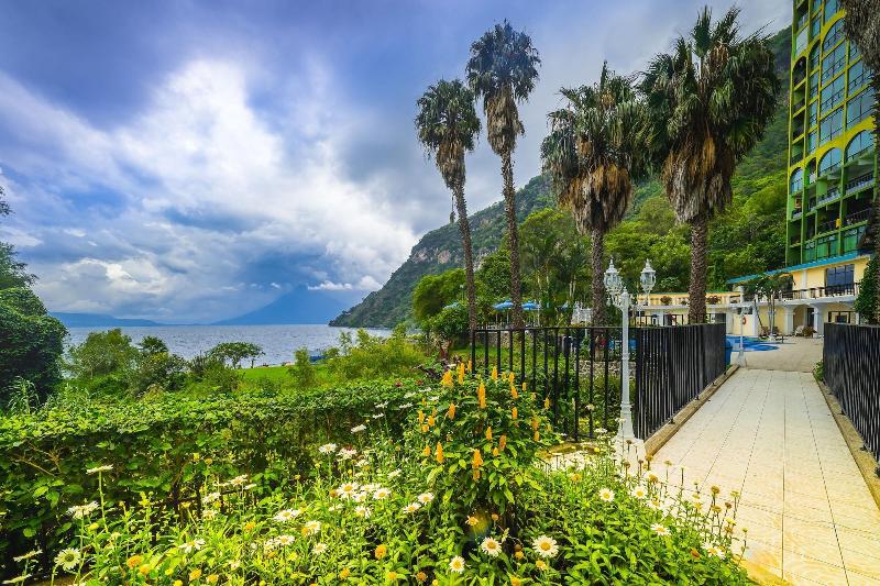 Hotel La Riviera de Atitlan image