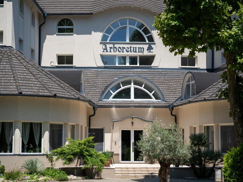 Hotel Arboretum image