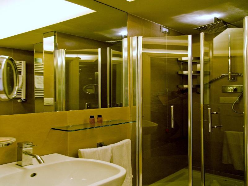 Hotel Valeri image