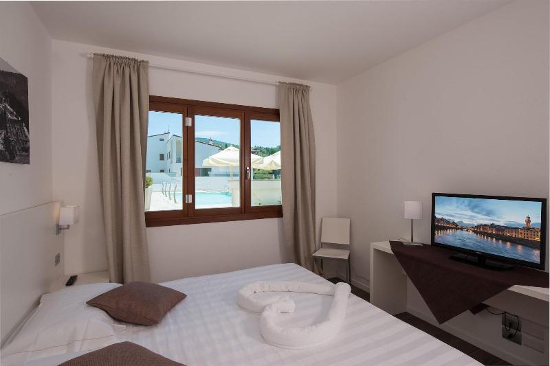 The Florence Hills Resort & SPA image