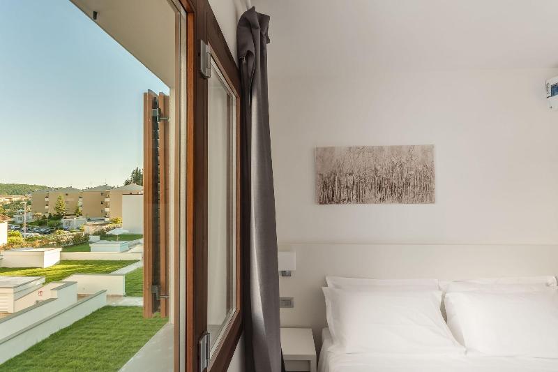 The Florence Hills Resort & SPA image