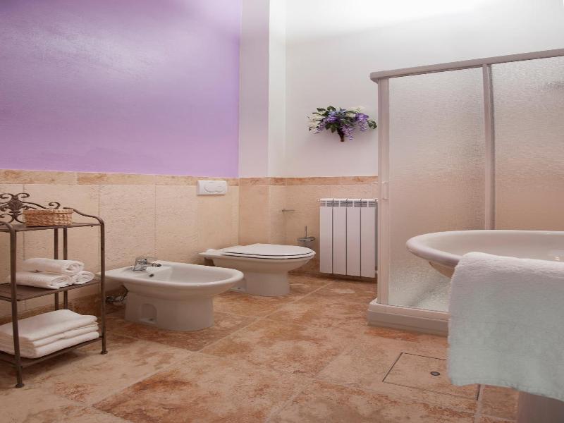 Antico Granaione image