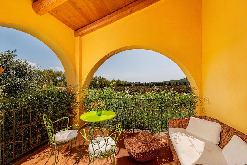 Wine Resort LedÃ  d'Ittiri image