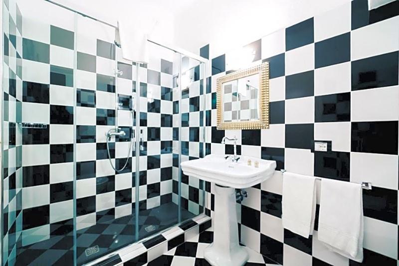 Hotel Suisse image