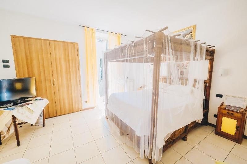 Hotel Suisse image