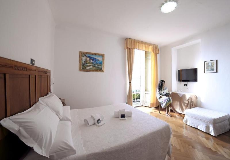Hotel Suisse image